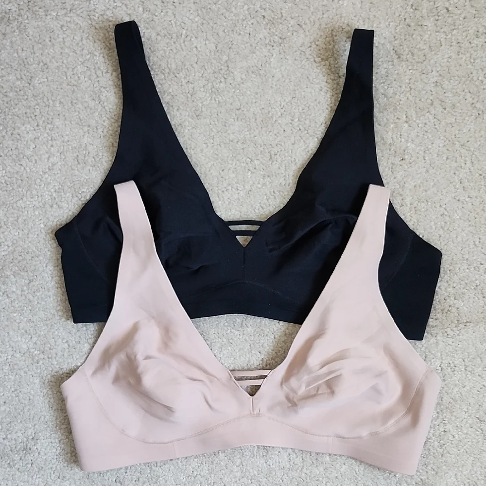 Pair of Soma Essentials Unlined Wireless Bras 36B - Picture 1 of 4